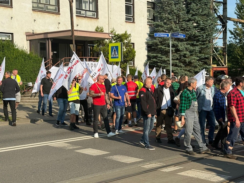 Protest hutników w Nowym Bytomiu.
