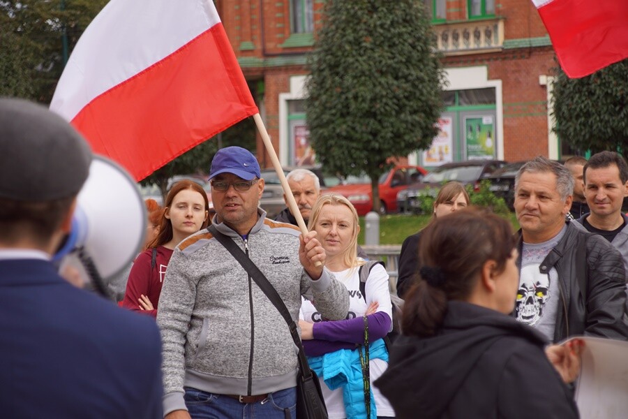 Demonstrujący przeszli z placu Jana Pawła II pod kopalnie Pokój, Bielszowice i Halemba.