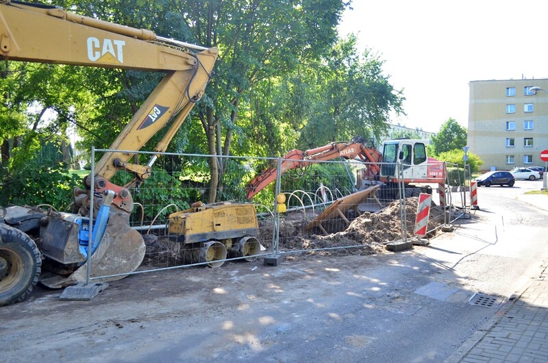 Przebudowa kanalizacji deszczowej w Halembie. Utrudnienia w ruchu na ul. Miodowej [FOTO]