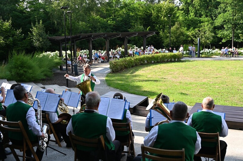 Przed nami niedziela z muzyką na żywo – trzy koncerty promenadowe w Rudzie Śląskiej!