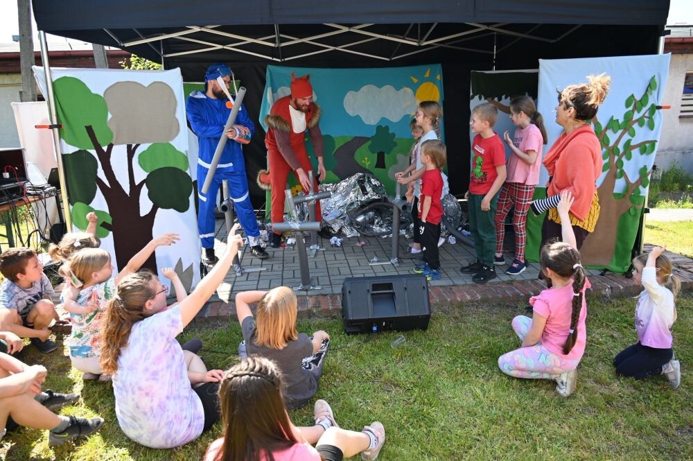 Zapach świeżego chleba i mnóstwo radości – za nami rodzinny piknik przy piekaroku!/fot. FB Michał Pierończyk