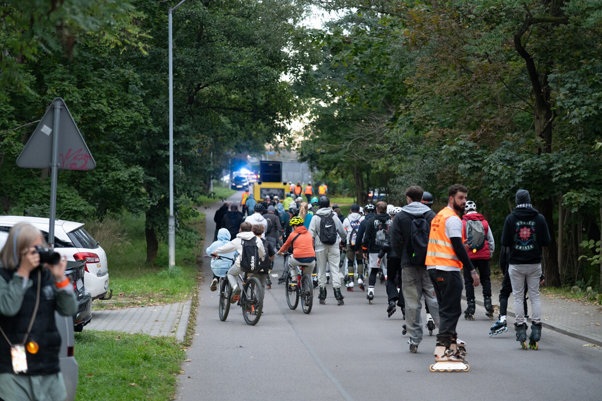 Rolkarze podbili Rudę Śląską! Nocny przejazd pełen świateł i muzyki. / fot. Marek Faber