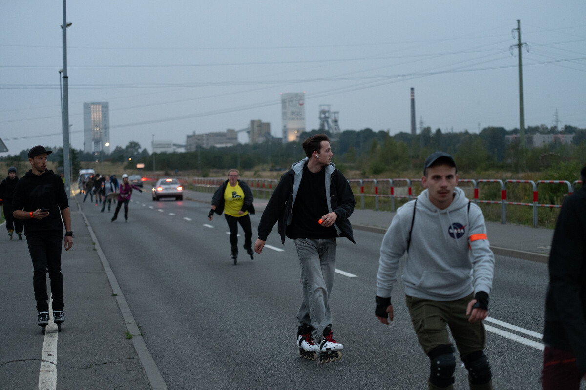 Rolkarze podbili Rudę Śląską! Nocny przejazd pełen świateł i muzyki. / fot. Marek Faber