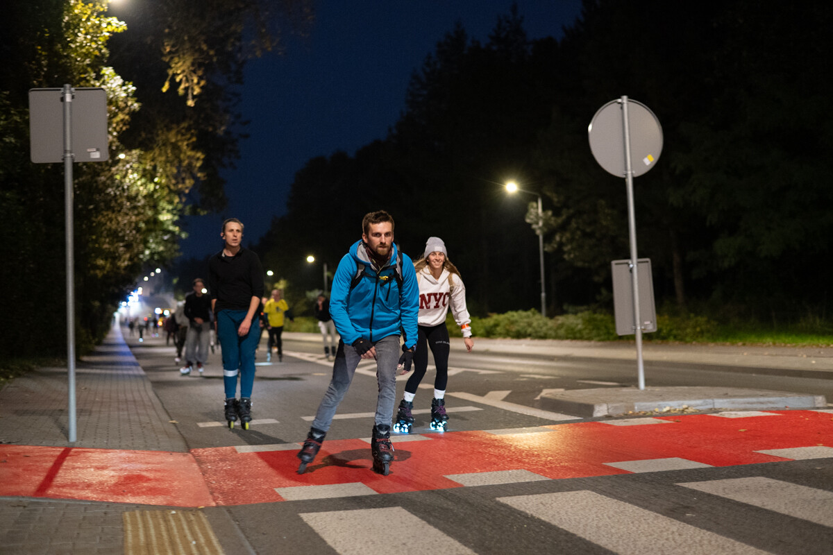 Rolkarze podbili Rudę Śląską! Nocny przejazd pełen świateł i muzyki. / fot. Marek Faber