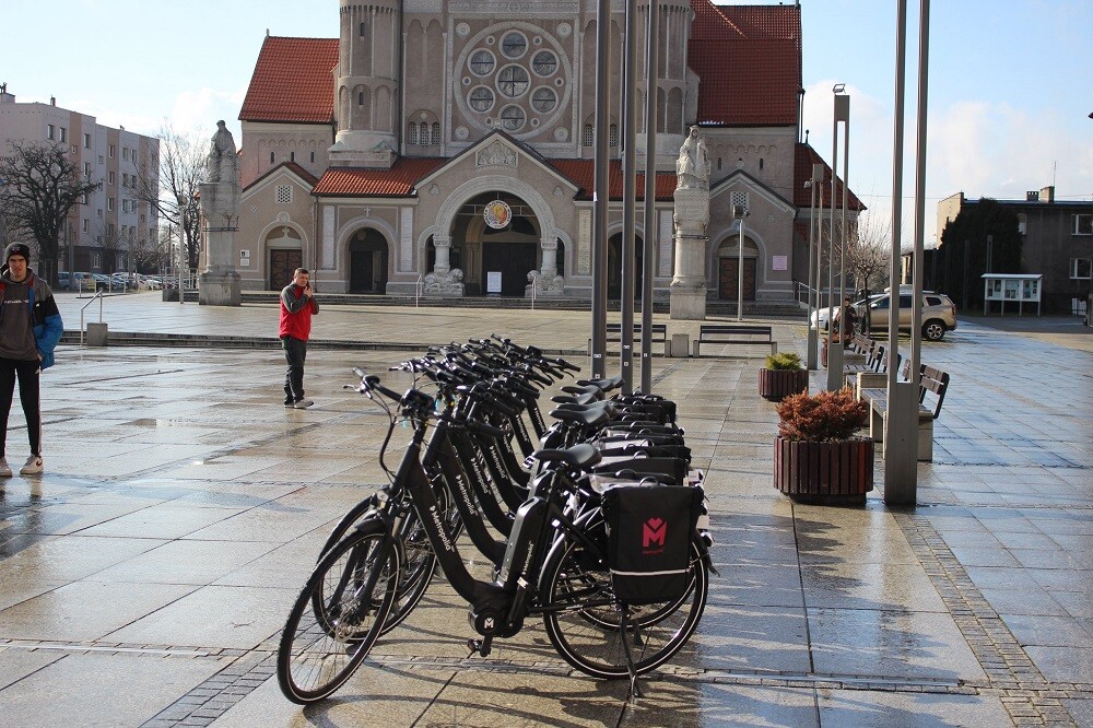 Elektryczne Rowery Metropolitalne będą służyć w pracy rudzkim urzędnikom.