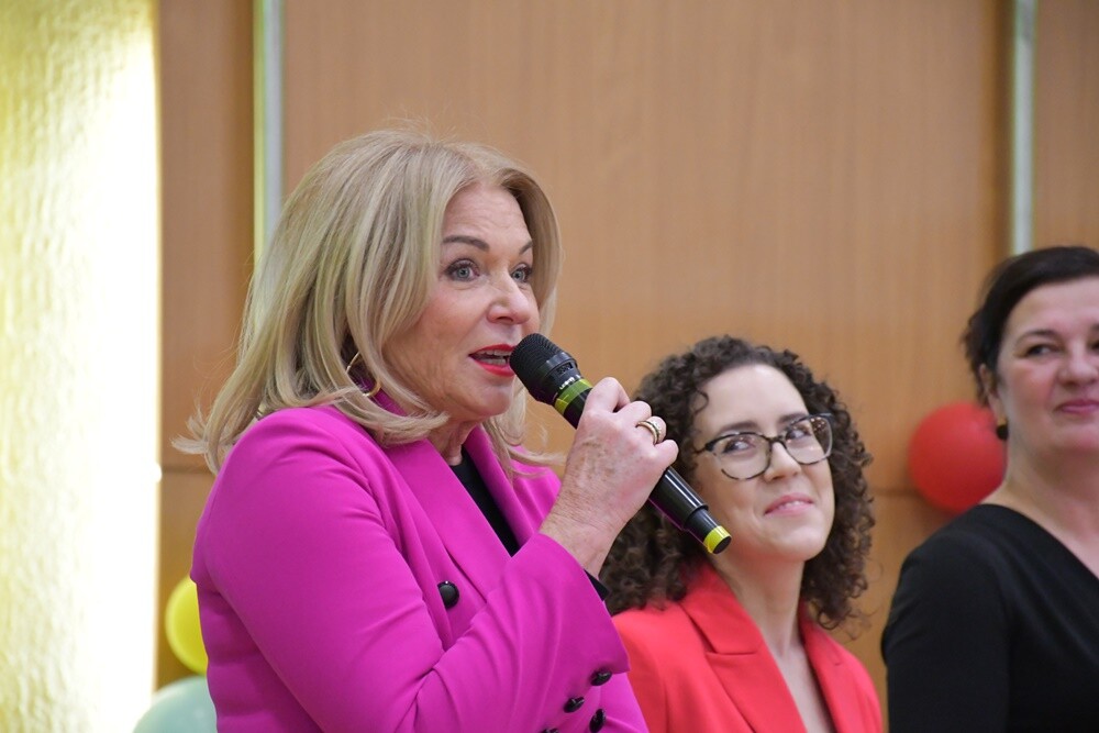 "Różowe Skrzyneczki" w rudzkich szkołach – walka z tabu menstruacyjnym