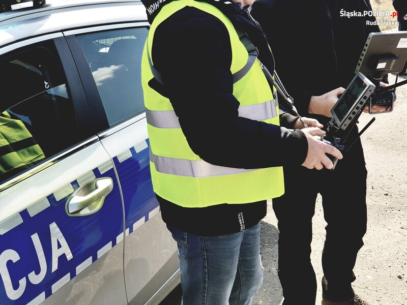 Rudzcy policjanci patrolują ulice Rudy Śląskiej za pomocą... drona!