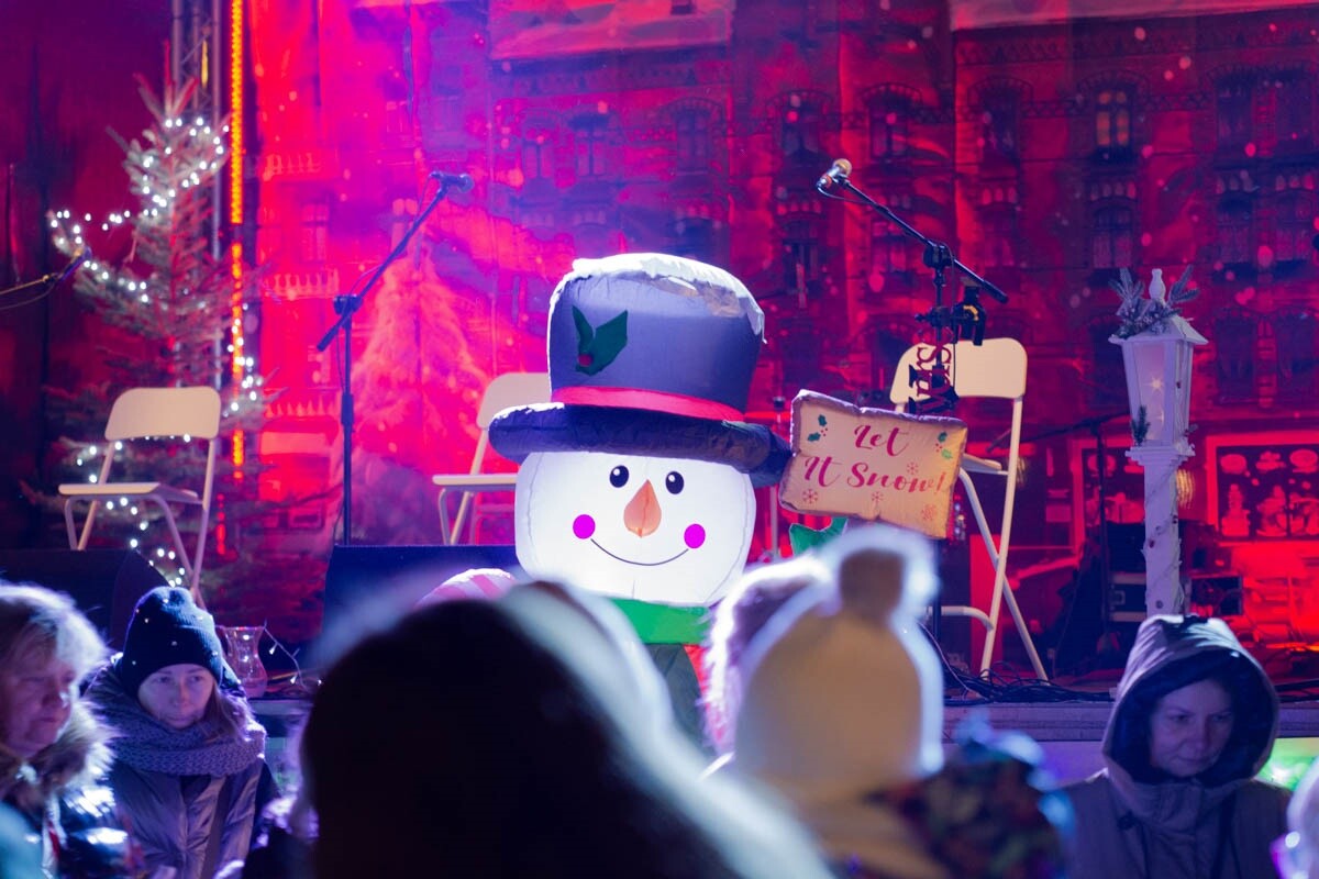 Świąteczna atmosfera w sercu Rudy Śląskiej – Jarmark Świąteczny przyciąga tłumy/ fot. Marek i Krzysztof Faber