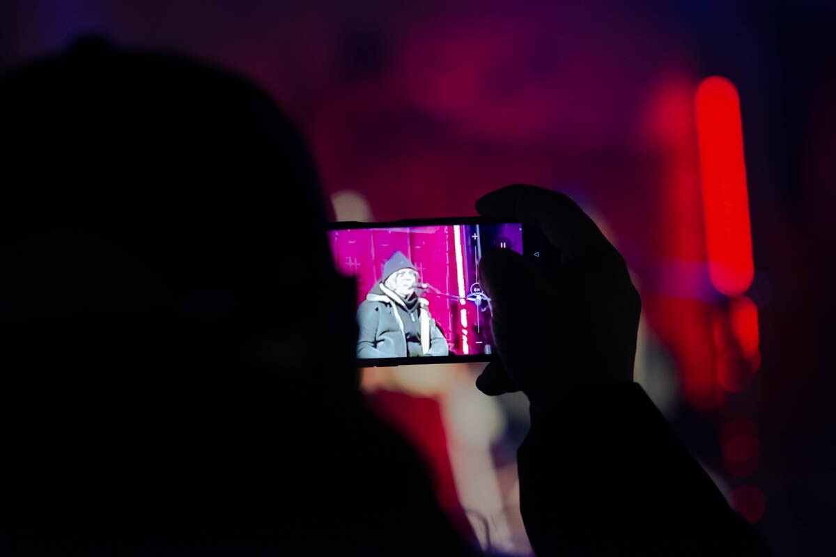Świąteczna atmosfera w sercu Rudy Śląskiej – Jarmark Świąteczny przyciąga tłumy/ fot. Marek i Krzysztof Faber