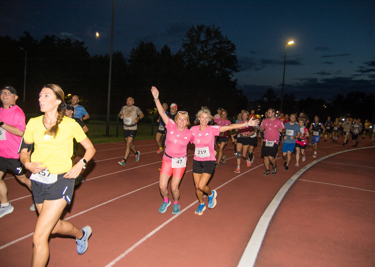 Za nami kolejna odsłona Rudzkiego Półmaratonu Industrialnego, setki uczestników pobiegło nocną porą przez nasze miasto. Byliśmy i my, mamy zdjęcia!