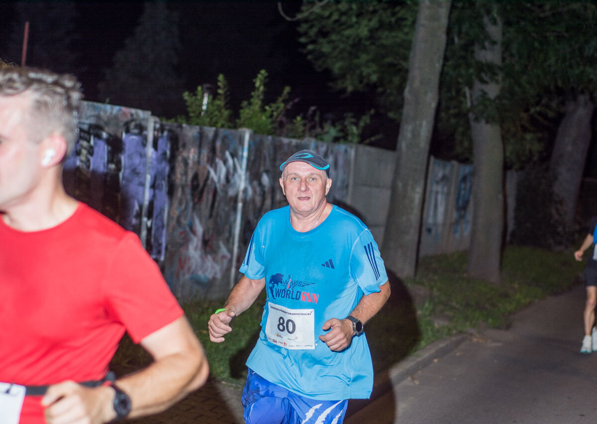 Za nami kolejna odsłona Rudzkiego Półmaratonu Industrialnego, setki uczestników pobiegło nocną porą przez nasze miasto. Byliśmy i my, mamy zdjęcia!
