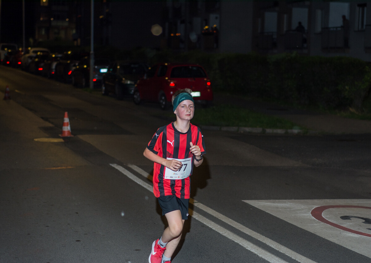 Za nami kolejna odsłona Rudzkiego Półmaratonu Industrialnego, setki uczestników pobiegło nocną porą przez nasze miasto. Byliśmy i my, mamy zdjęcia!