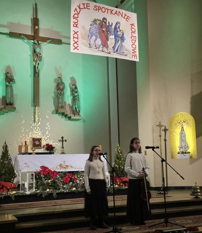 Rudzkie Spotkanie Kolędowe w kościele pw. Ducha Świętego w Czarnym Lesie/fot. FB Jacek Morek, FB Dorota Tobiszowska