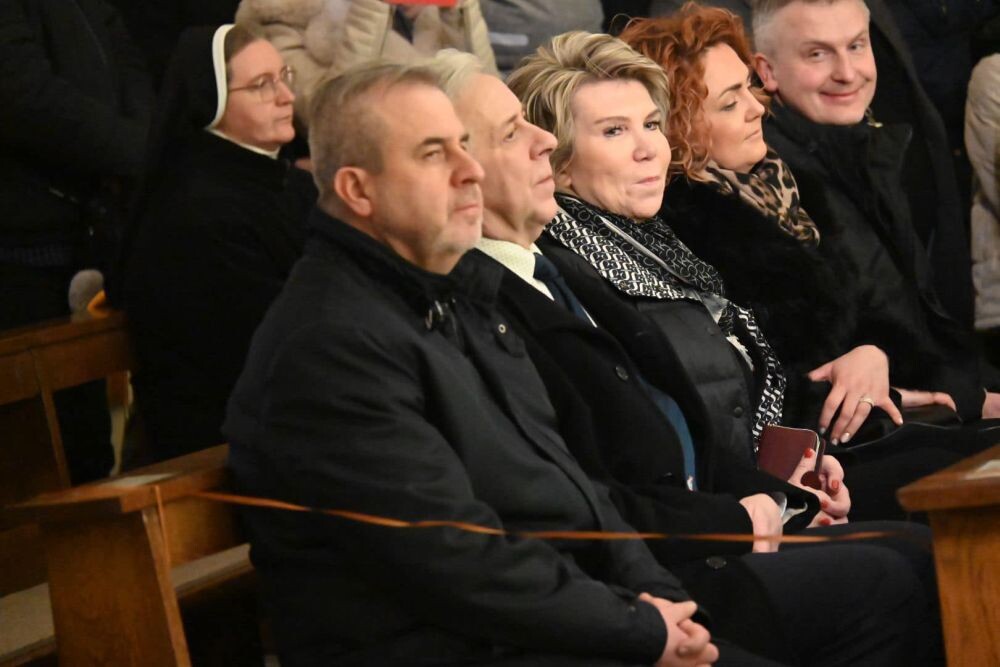 Rudzkie Spotkanie Kolędowe w kościele pw. Ducha Świętego w Czarnym Lesie/fot. FB Jacek Morek, FB Dorota Tobiszowska