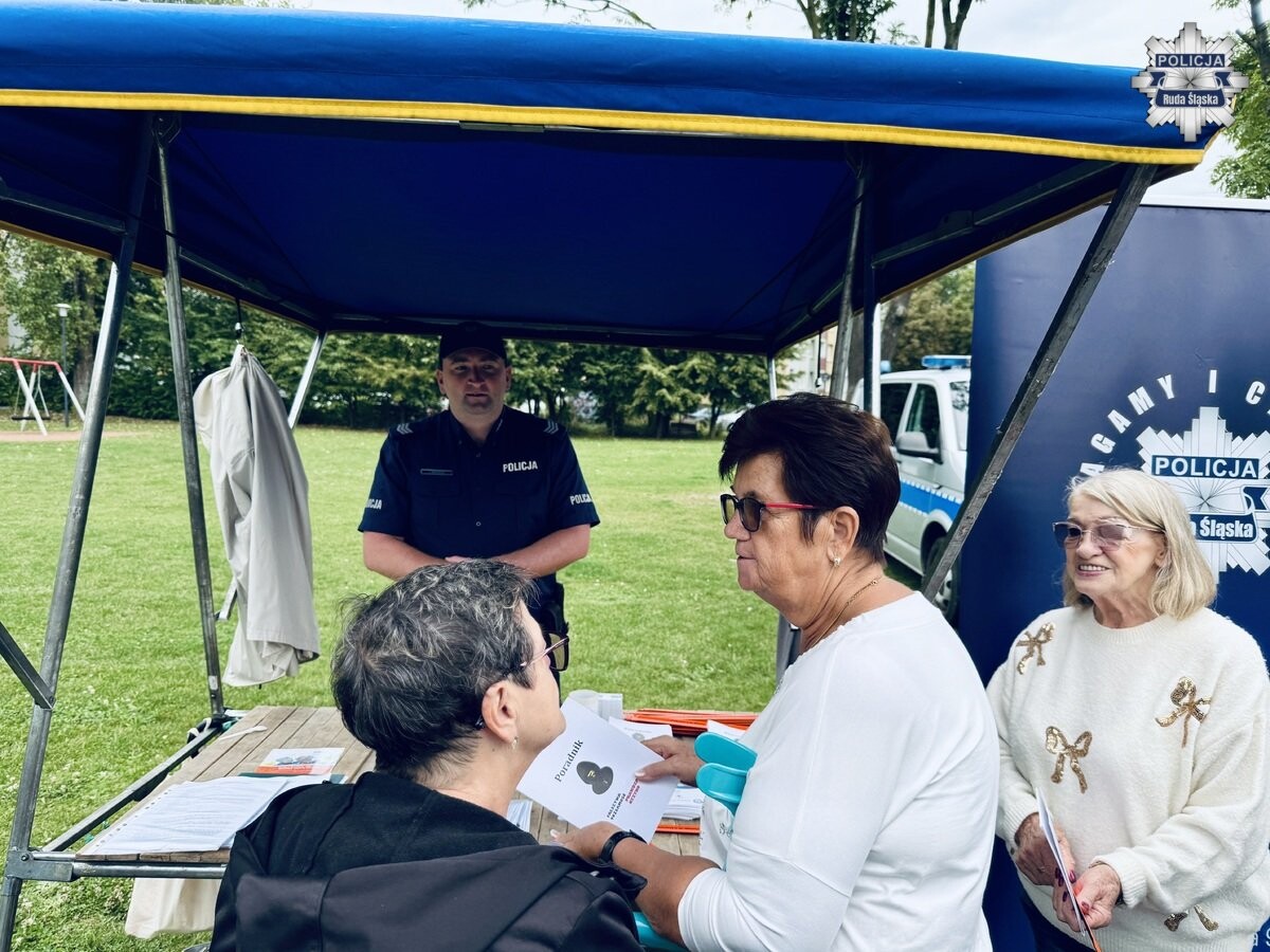 W Rudzie Śląskiej ruszyła akcja "Bezpieczny Senior" / fot. KMP Ruda Śląska
