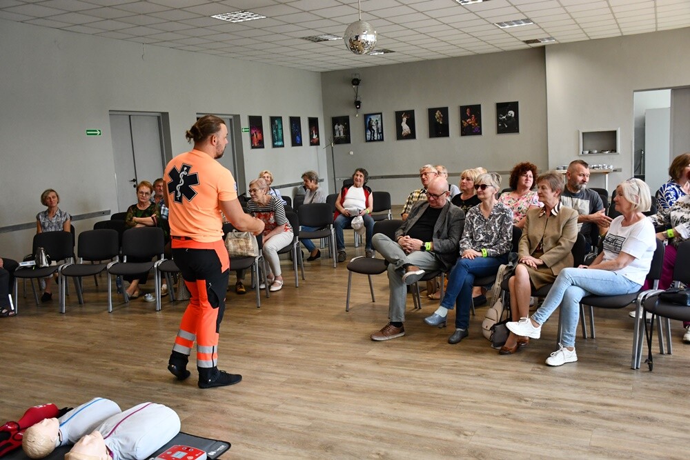 W Rudzie Śląskiej odbyło się wczoraj inspirujące szkolenie z pierwszej pomocy dedykowane seniorom. Wydarzenie, zorganizowane w ramach projektu "Śląskie Dla Seniora".