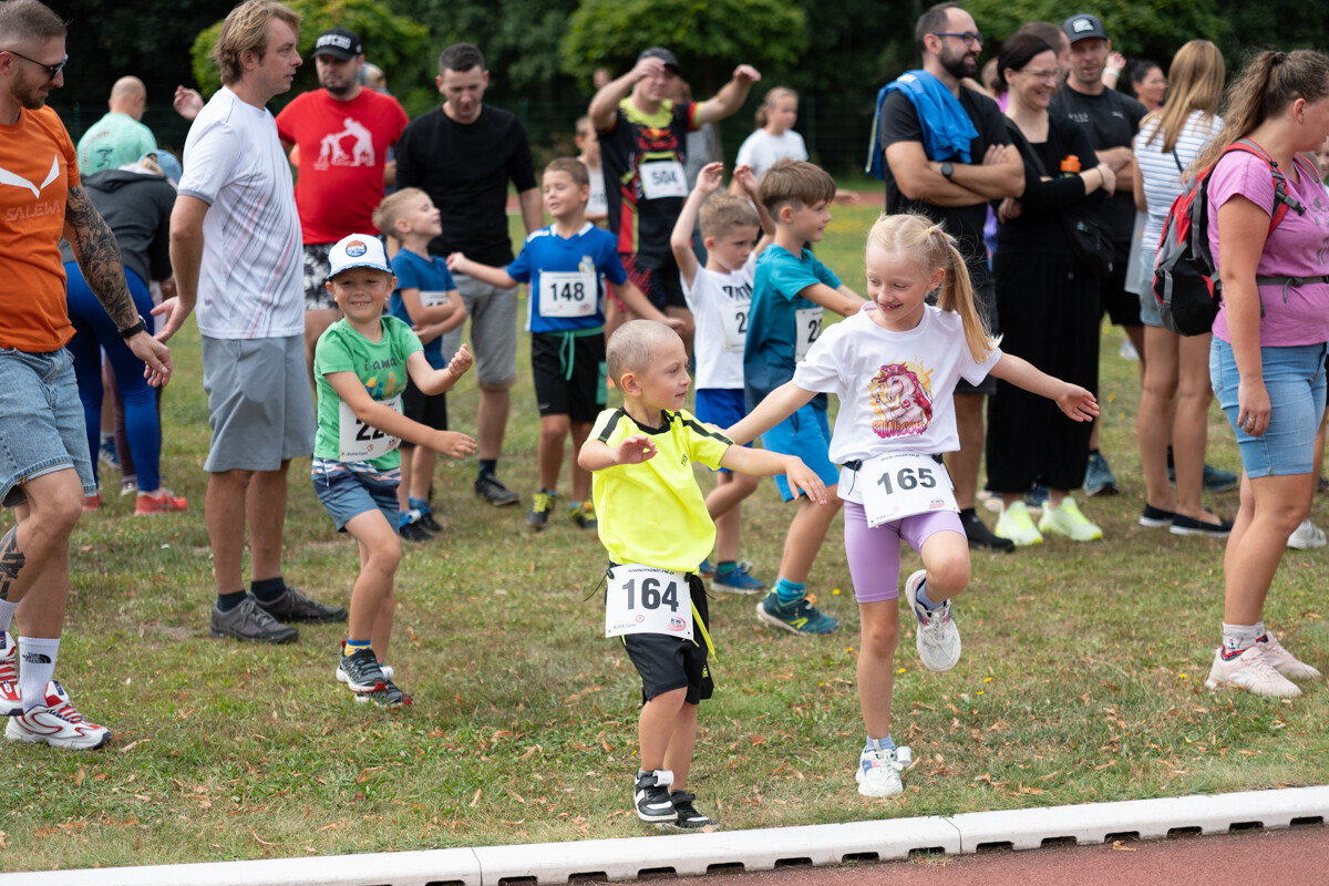 Rudzcy biegacze jak zawsze w formie! Za nami sierpniowy Bieg Wiewiórki [ZDJĘCIA] / fot. Marek i Krzysztof Faber