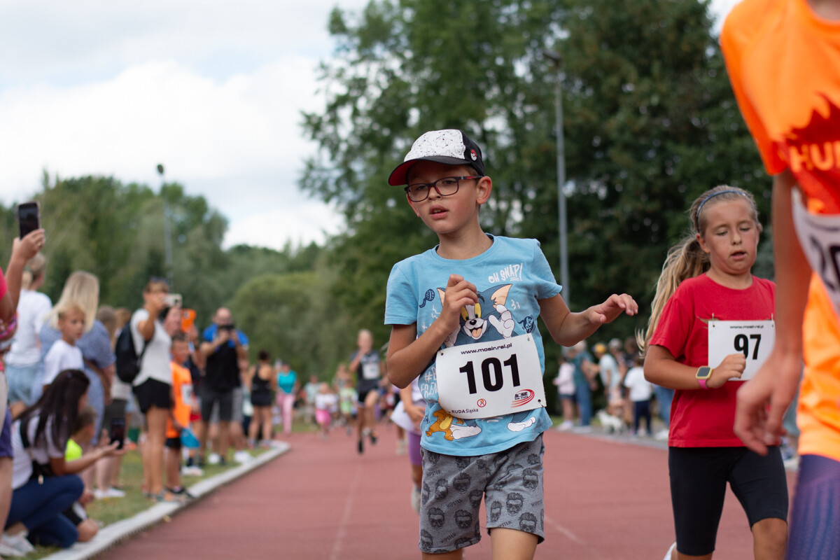 Rudzcy biegacze jak zawsze w formie! Za nami sierpniowy Bieg Wiewiórki [ZDJĘCIA] / fot. Marek i Krzysztof Faber