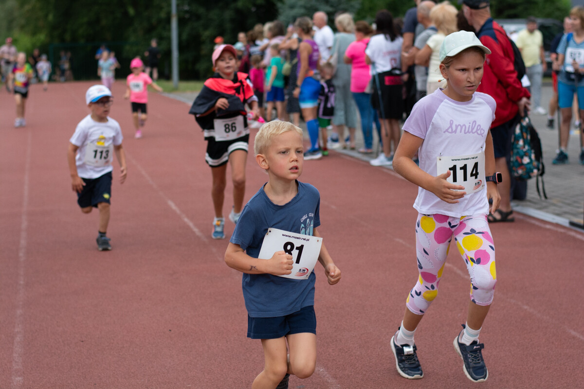 Rudzcy biegacze jak zawsze w formie! Za nami sierpniowy Bieg Wiewiórki [ZDJĘCIA] / fot. Marek i Krzysztof Faber