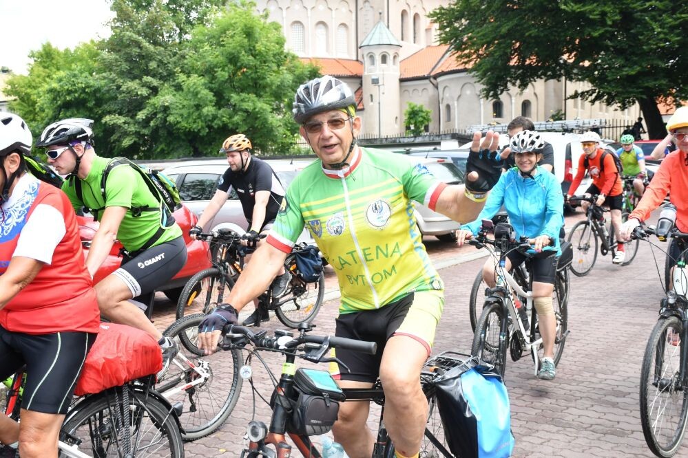 W niedzielę, 18 czerwca na placu Jana Pawła II w Rudzie Śląskiej roiło się od fanów dwóch kółek!/fot. Jacek Knapik