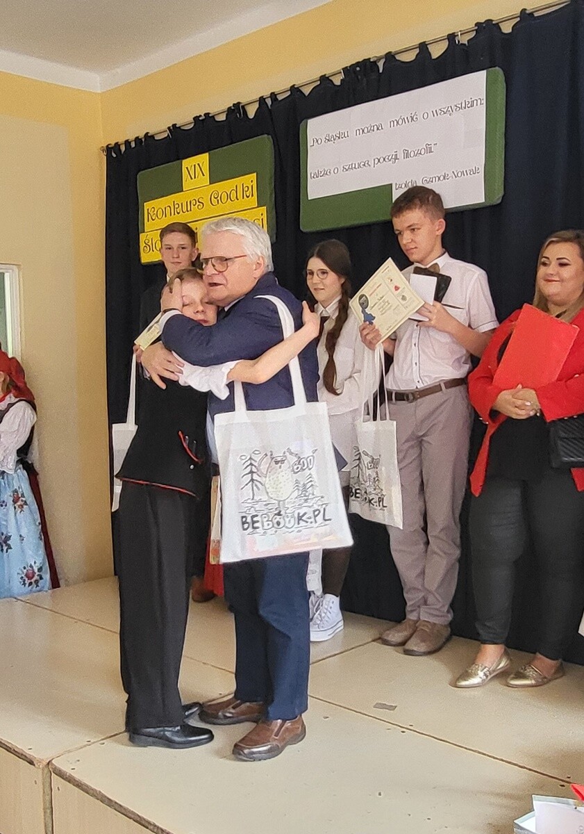 Już po raz 19. W Szkole Podstawowej nr 22 im. J. S. Dworaka odbył się Konkurs Godki "Ślonzoki niy gynsi". / fot. UM Ruda Śląska / SP 22