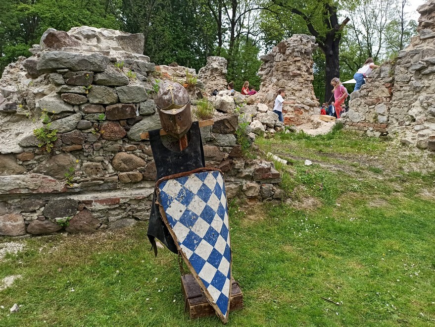 Ruda Śląska: Za nami kolejna plenerowa impreza Fundacji Zamku Chudów przy ruinach zamku rudzkiego i domu Karola Goduli/ fot. M. Majeranek