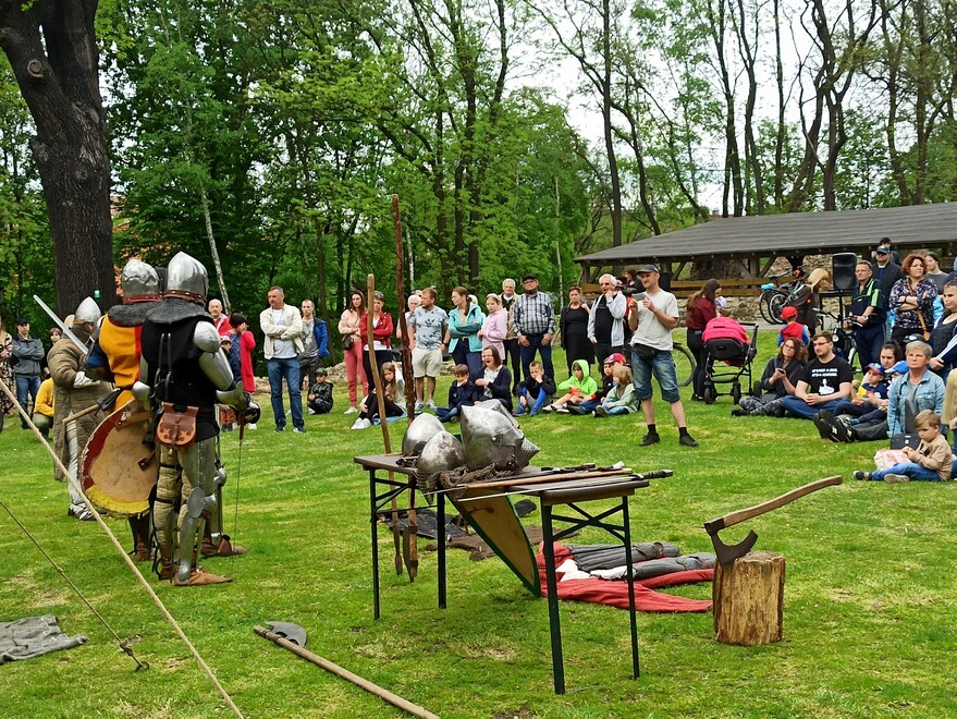 Ruda Śląska: Za nami kolejna plenerowa impreza Fundacji Zamku Chudów przy ruinach zamku rudzkiego i domu Karola Goduli/ fot. M. Majeranek