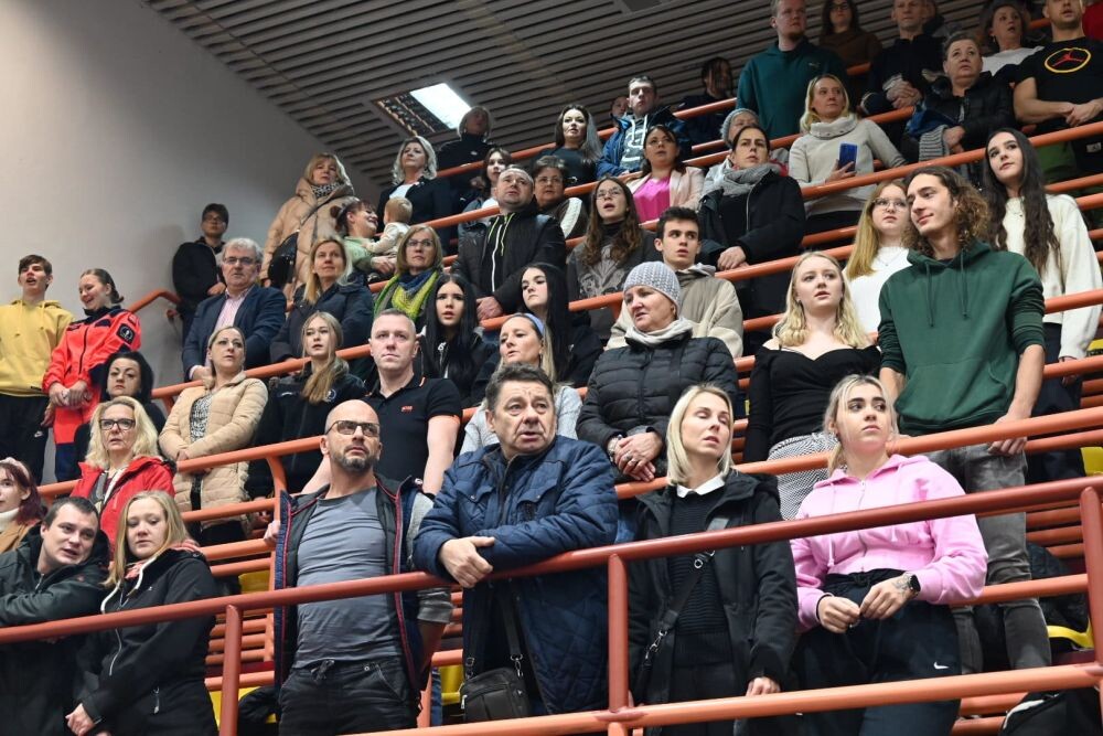 Ślubowanie klas pierwszych mundurowych/fot. FB Michał Pierończyk