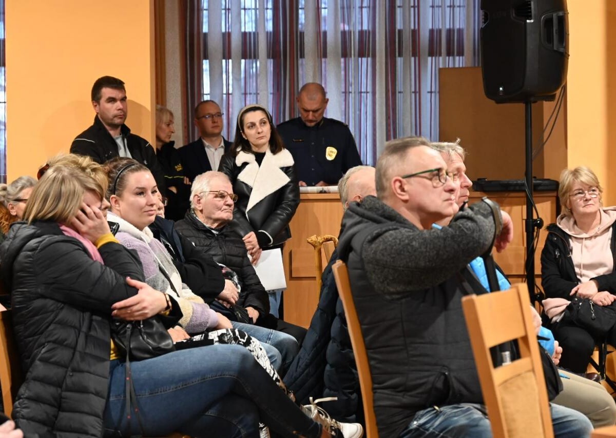 W Nowym Bytomiu odbyło się kolejne prezydenckie spotkanie, które zgromadziło mieszkańców różnych części dzielnic, w tym ulic Szafranka, Styczyńskiego i Nowobytomskiej w Chebziu / fot. Michał Pierończyk FB