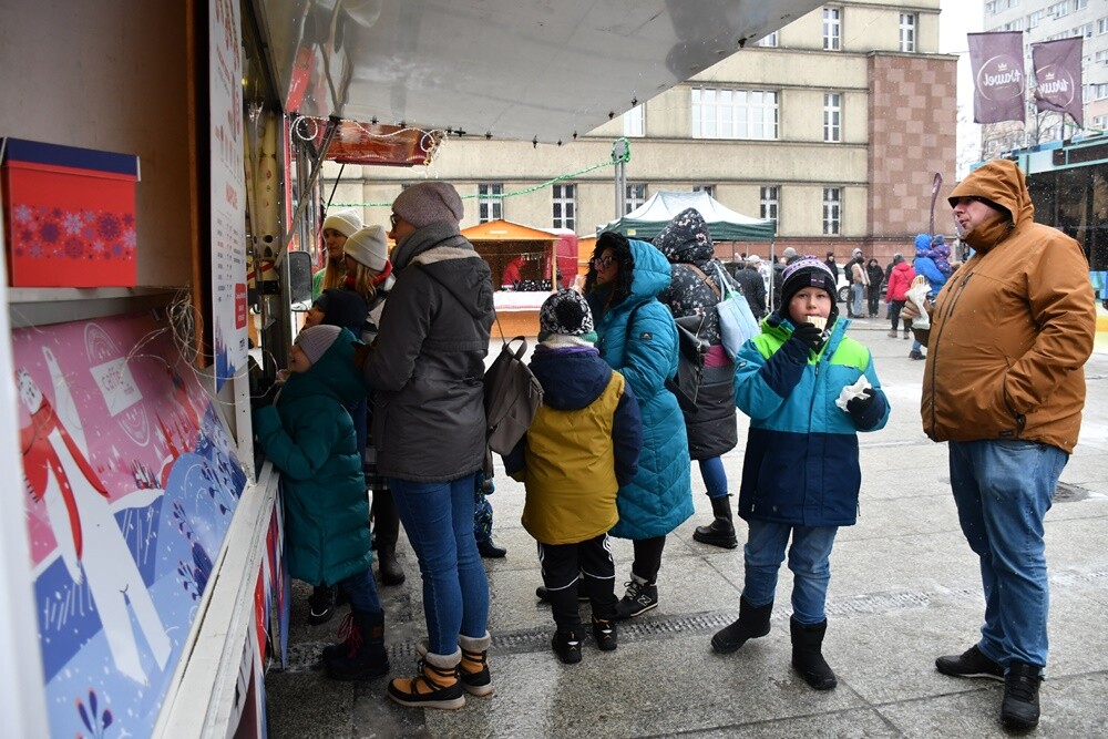 Wawel Truck i Świąteczny Konwój Radia Zet w Rudzie Śląskiej. / fot. Jacek Knapik