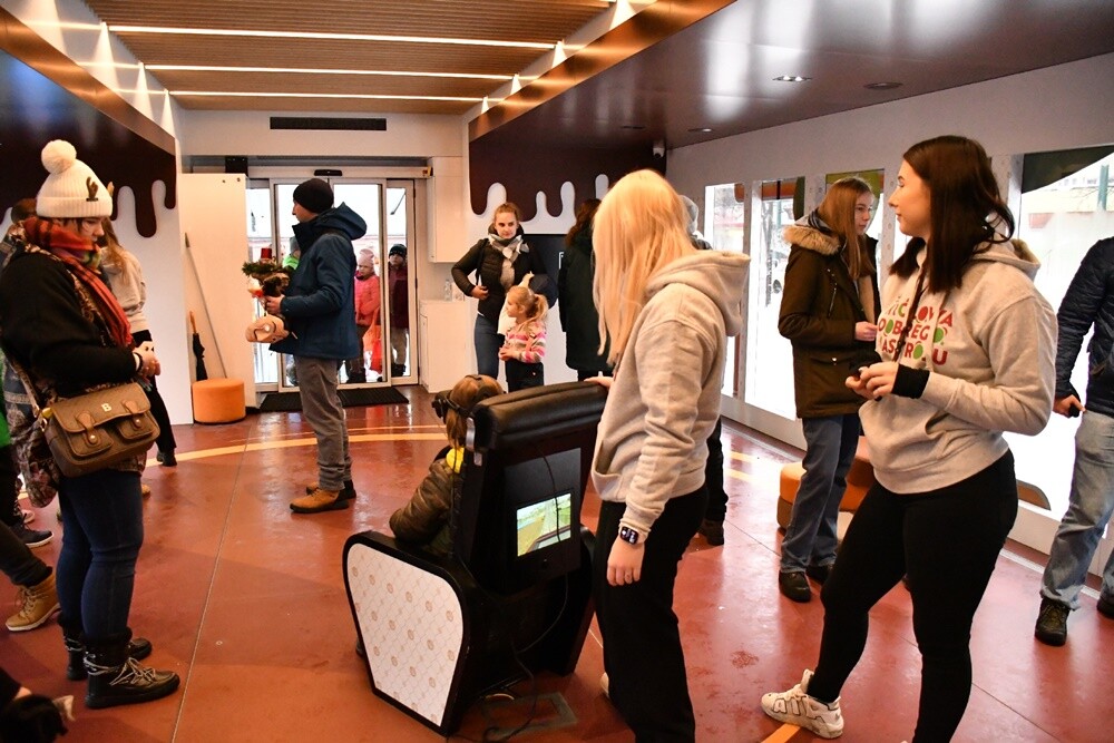 Wawel Truck i Świąteczny Konwój Radia Zet w Rudzie Śląskiej. / fot. Jacek Knapik