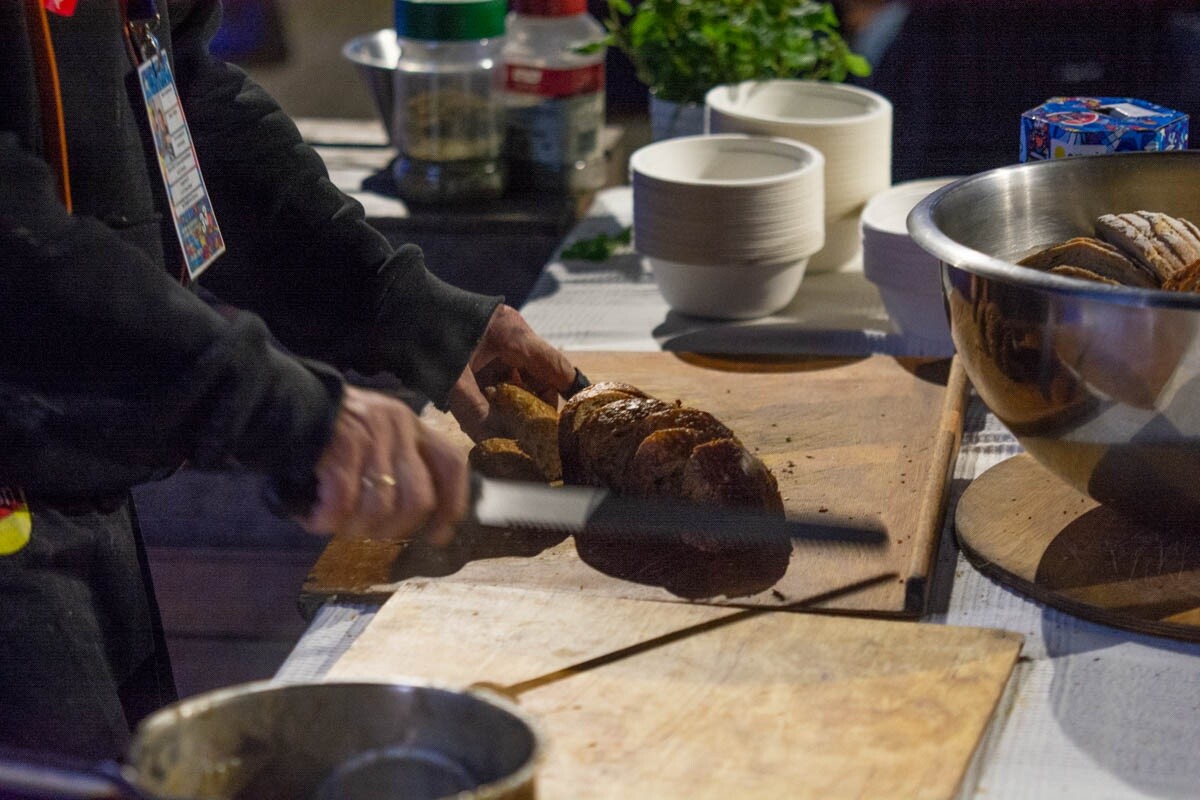 Światełko do Nieba w Rudzie Śląskiej – finał pełen emocji i nadziei. / fot. Marek Faber i FB 3 LO