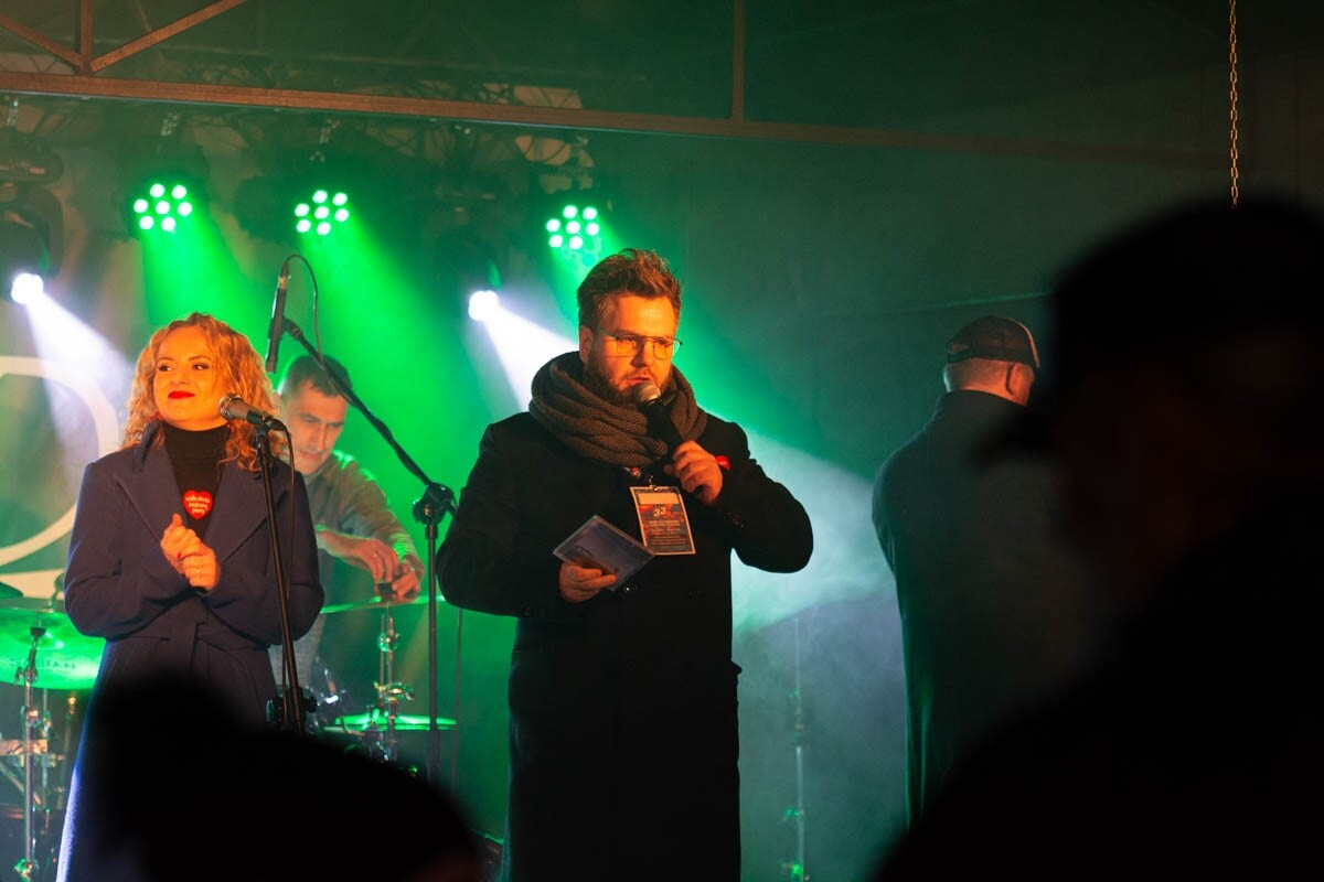 Światełko do Nieba w Rudzie Śląskiej – finał pełen emocji i nadziei. / fot. Marek Faber i FB 3 LO