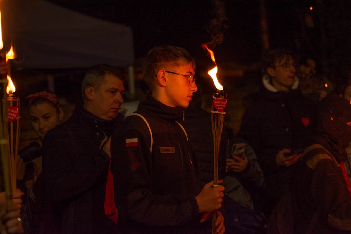 Światełko do Nieba w Rudzie Śląskiej – finał pełen emocji i nadziei. / fot. Marek Faber i FB 3 LO