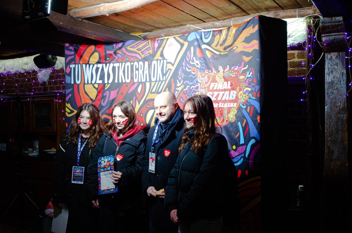Światełko do Nieba w Rudzie Śląskiej – finał pełen emocji i nadziei. / fot. Marek Faber i FB 3 LO