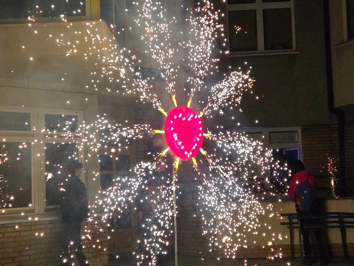 Światełko do Nieba w Rudzie Śląskiej – finał pełen emocji i nadziei. / fot. Marek Faber i FB 3 LO