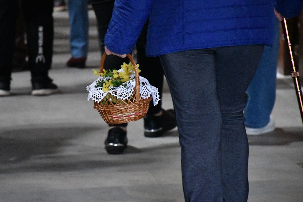 Rudzianie ze święconką odwiedzili kościoły. / fot. Jacek Knapik