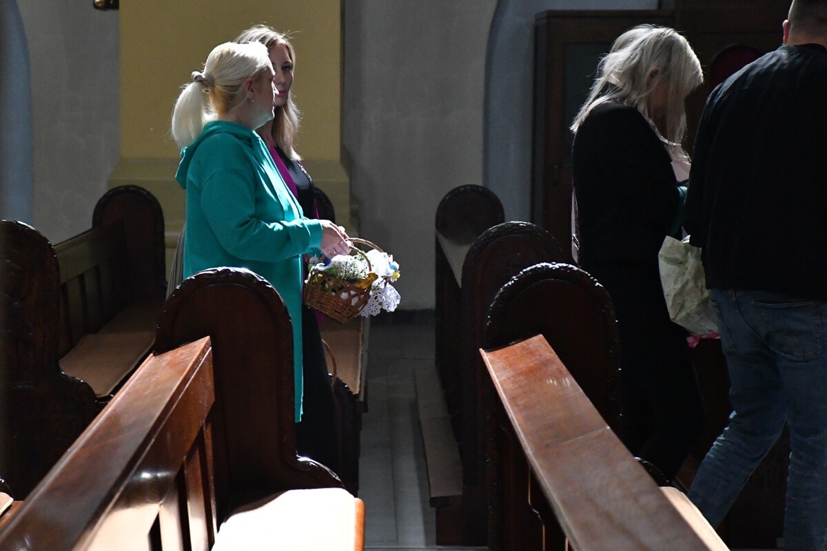 Rudzianie ze święconką odwiedzili kościoły. / fot. Jacek Knapik