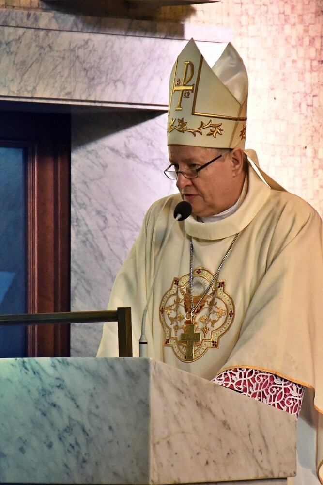 Rudzcy rzemieślnicy z 63 zakładów zrzeszonych w Cechu Rzemiosł i Przedsiębiorczości w Rudzie Śląskiej obchodzili wczoraj święto swoich patronów - św. Józefa i św. Klemensa oraz 63-lecie istnienia organizacji.

fot. Jacek Knapik