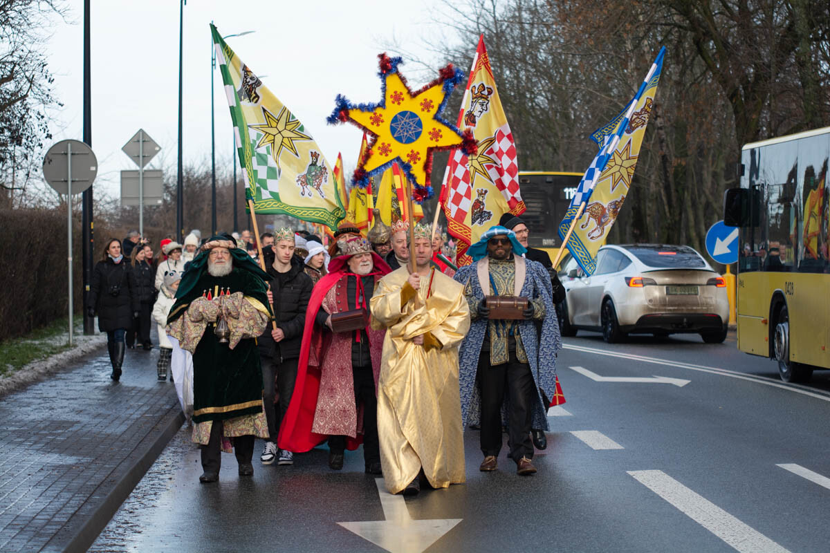 Orszak Trzech Króli przeszedł ulicami Rudy! / fot. Marek Faber
