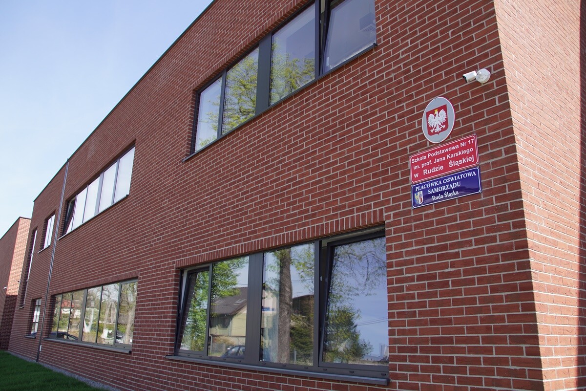 Złożony został już wniosek o wydanie pozwolenia na użytkowanie nowego budynku Szkoły Podstawowej nr 17 przy ul. Szkolnej w Rudzie Śląskiej - Bielszowicach.