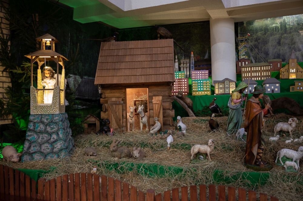 Stajenka bożonarodzeniowa w parafii św. Barbary w Bykowinie/fot. Magdalena Ruda