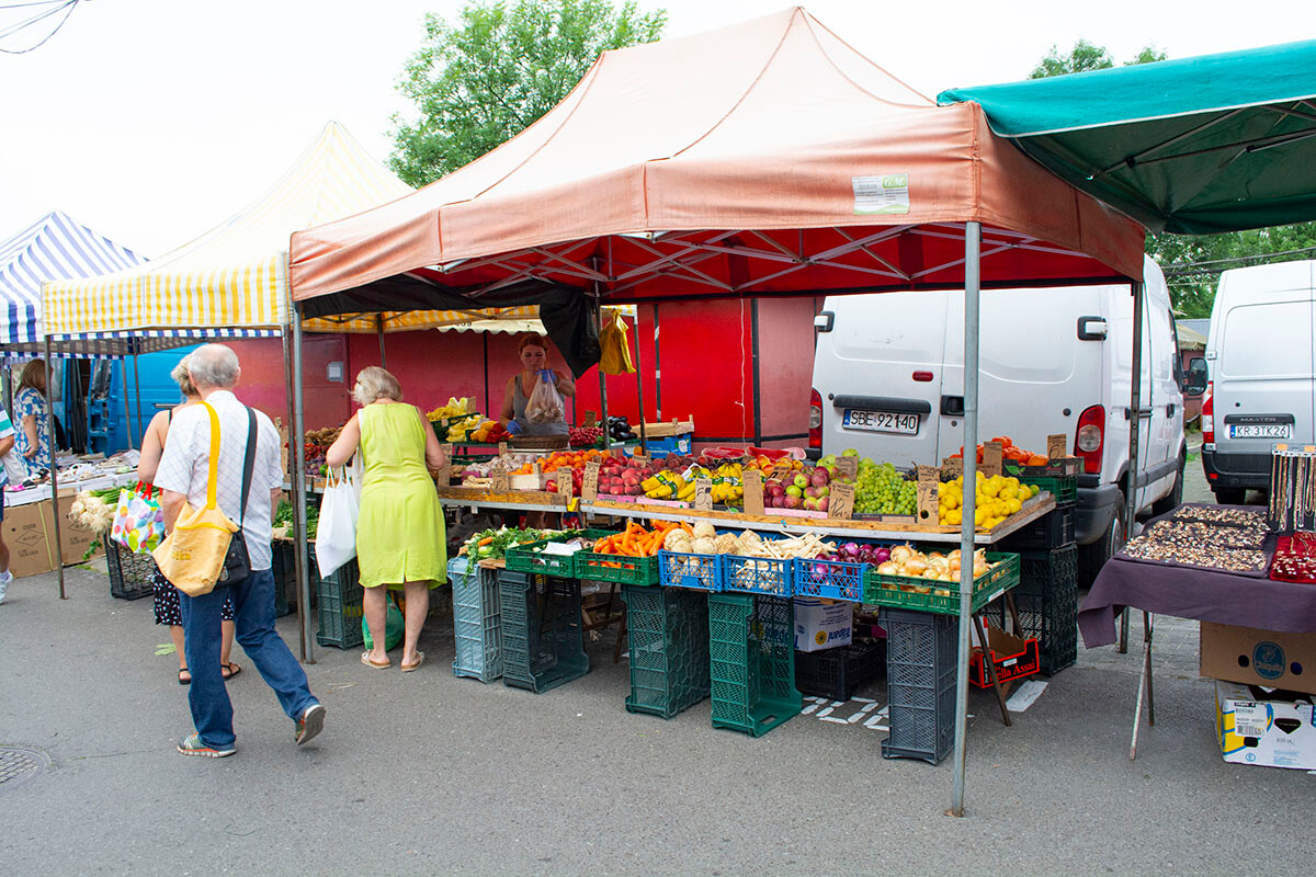 Targowisko w Wirku. / fot. Marek Faber