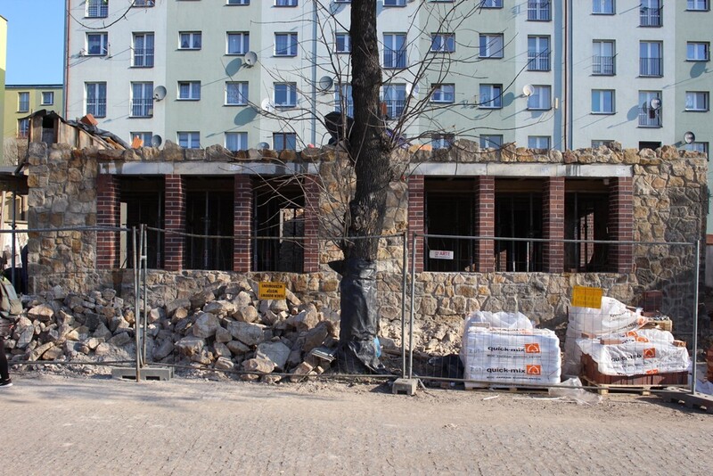 Trwa remont jednego z budynków unikalnej kolonii robotniczej Ficinus z 1867 roku