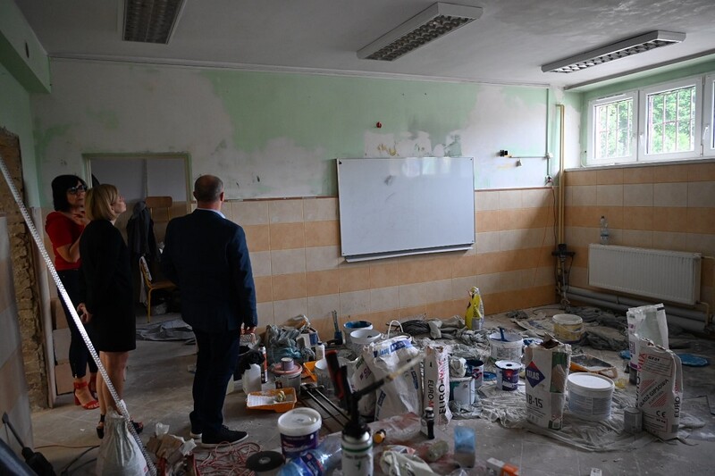 Trwa remont w Zespole Szkolno-Przedszkolny nr 2. Usuwane są szkody górnicze