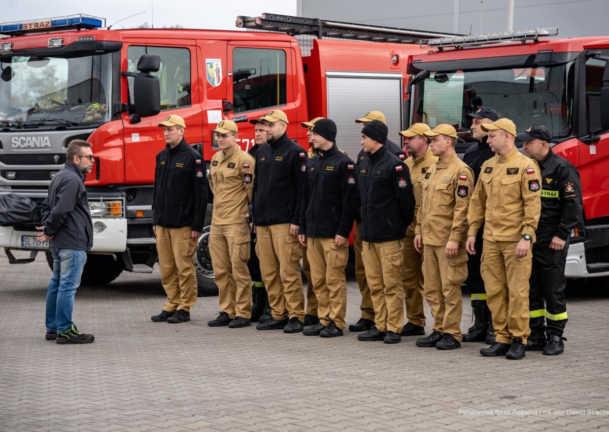 Ćwiczenia obiektowe strażaków z JRG Ruda Śląska w zakładzie ZEKON przy ul. Szyb Walenty / fot. KM PSP Ruda Śląska