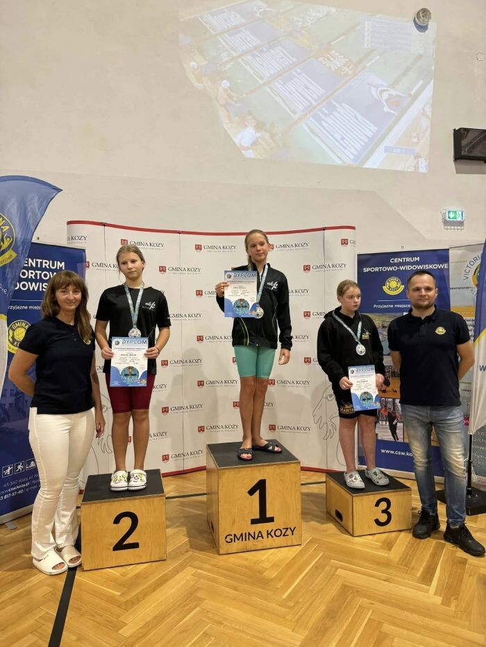 Sukcesy młodych pływaków z UKS Manta Kochłowice!/fot. UKS Manta Kochłowice Ruda Śląska