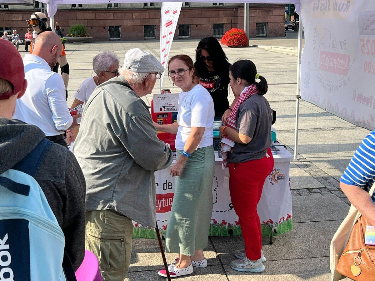 Tour de Konstytucja w Rudzie Śląskiej – rozmowy o wolności i przyszłości. / fot. FB Tour de Konstytucja