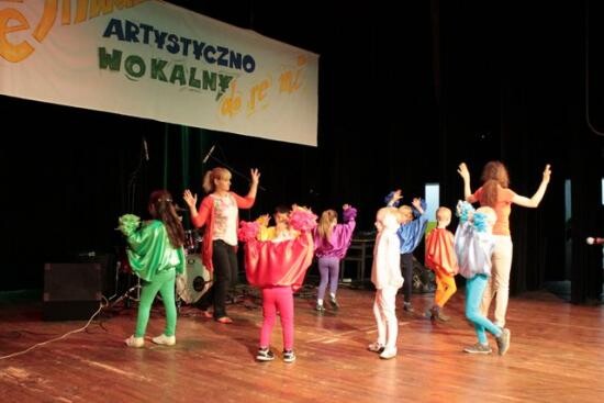 VII Festiwal Artystyczno – Wokalny "Do-re-mi"