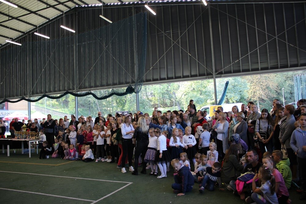 Wczoraj odbyła się druga w historii Rudy Śląskiej Charytatywna Wielka Gala Sportów Siłowych i Sportów Walki! Na Burloch Arenie w Orzegowie zaprezentowały się rudzkie i śląskie kluby sportowe po to, żeby pomóc w leczeniu Kamila Pieloka.